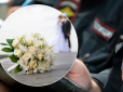 Будні скреп: У Росії подружжя забило одне одного до смерті - у чоловіка з ока стирчали ножиці