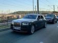 Коштує як 20 квартир: У Києві помітили шикарний Rolls-Royce (фото)