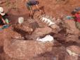 Титанозавр: В Аргентині виявили рештки найбільшого в світі динозавра (відео)