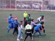 Брали участь навіть дівчата: В Іспанії сталася масова бійка футболістів та уболівальників (відео)