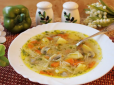 Готується просто і дуже запашний: Рецепт смачного супу з лісовими грибами