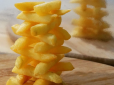 А ви це знали? Для чого досвідчені кулінари заморожують картоплю фрі перед смаженням