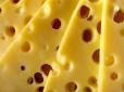 Вважають за найбагатших? Ціни на сир в Україні дорожчі, ніж у Польщі та Росії: У скільки обійдеться найдешевший продукт