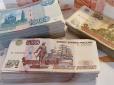 Тільки долари: Казахстан, Вірменія та Киргизстан відмовилися приймати рублі на митниці