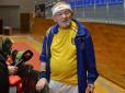 Кошти підуть постраждалим від війни українцям: 98-річний харків'янин-рекордсмен зіграв у теніс проти ексдругої ракетки світу