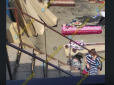 Раніше поряд був супермаркет: У Маріуполі окупанти склали десятки тіл прямо на асфальт у сильну спеку (фото 16+)