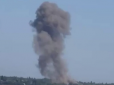 ЗСУ працюють? В окупованому Донецьку прогриміли вибухи, горить склад боєприпасів (відео)