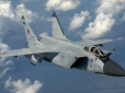Намагаються залякати: Росія перекинула винищувачі з ракетами 