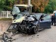 Молодик на Mercedes-Benz спричинив масштабну ДТП у Києві: Поранення отримали десятки людей (фото)