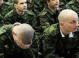 У Росії повістки приносять посеред ночі з умовою з'явитися у військкомат протягом 2 годин (відео)