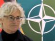 Пообіцяла ЗРК IRIS-T: Міністерка оборони Німеччини Ламбрехт прибула в Україну