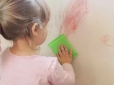 Візьміть  на замітку! Як позбутися плям на пофарбованих стінах - легкий спосіб без перефарбування