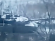 Окупанти хотіли влаштували прорив, але все пішло не за планом: Українські десантники знищили ворожий Т-90 (відео)