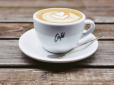 Нервозність, безсоння і нудота: Вчені попередили, чим може обернутися любов до кави