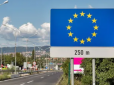 Українцям доведеться платити за в'їзд до ЄС: Що потрібно знати про нові правила