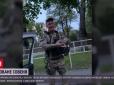 Порятунок Рядового Мавіка: Патрульні після обстрілу Херсона знайшли совеня-сироту (відео)