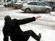 Ударився головою: На Черкащині після падіння на слизькому тротуарі помер чоловік