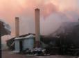У Челябінській області грандіозна пожежа на фабриці (фото, відео)