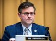 Конгрес США: Демократи готові захистити від відставки спікера Джонсона в обмін на допомогу Україні, - CNN