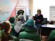 Чоловіки скінчились? Окупанти заохочують жінок із виправних колоній РФ іти на війну в Україну