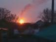 У небо піднявся 70-метровий вогняний стовп: На Харківщині стався вибух на газопроводі (відео)