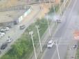 Жертв відкинуло більше, ніж на десять метрів: У Росії п'яний водій на повній швидкості влетів у натовп людей (відео)