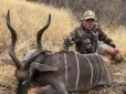 Захищали своє маля: Американського мисливця-мільйонера насмерть розтоптали слони, коли він полював на антилоп