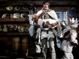 Частину унікальних костюмів з 