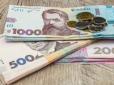 Українцям роздадуть гроші на дрова для опалення: Ось  хто отримає та як це зробити