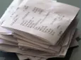 Зберігаєте стоси паперових чеків роками? Чому ця побутова звичка свідчить про тривогу