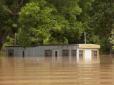 У США в штаті Техас зливи затопили ціле місто (фото, відео)