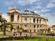 Символічно: В Одесі урочисто зустріли 2-мільйонного туриста року, котрим виявився ветеран АТО