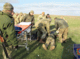 Боєприпас застряг у кисті: На полігоні в Одесі з військовослужбовцем трапилася НП під час навчань (фото,+16)