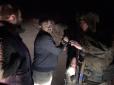 Блокада Донбасу: На редуті в Кривому Торці журналіст Дзиндзя на авто збив ветерана АТО (фото)