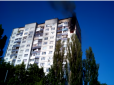 Працювали 50 рятівників: Стали відомі подробиці пожежі у багатоповерхівці у Києві (відео)