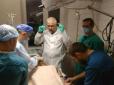 Янголи війни: Смілянський хірург провів більше 200 операцій українським військовим в зоні АТО (фото)