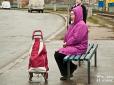 Журналістське розслідування: Куди їздять вранці київські бабусі
