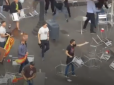 У Барселоні сепаратисти закидали стільцями прихильників єдиної Іспанії