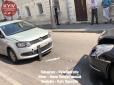 Авто іноземних дипломатів потрапило в ДТП у Києві, водій намагався втекти (фото, відео)