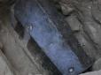 Привіт з минулого: Що знайшли в таємничому 30-тонному саркофазі з Олександрії