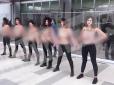 Із зашитими ротами: У Парижі голі жінки влаштували пікет через Росію (фото, відео)