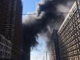 Апокаліптичне видовище: Москву затягнуло чорним димом через сильну пожежу в багатоповерхівці (фото, відео)