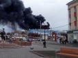 Карма? У Росії спалахнув відомий ракетний завод (фото, відео)