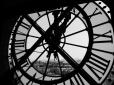 Феномен сприйняття часу: Чому молодь і люди похилого віку сприймають час по-різному