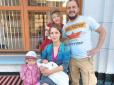 Розтоптані скрепи: Росіяни назвали свою дитину на честь американського бізнесмена