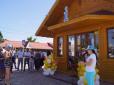 Облаштувати підконтрольний шматочок Криму: На Арабатці відкрили важливий центр для туристів (фото)