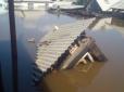 Біда у Росії: Зростає число жертв страшенної повені, піти під воду ризикують ще шість міст і селищ (фотофакти)