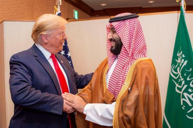 Дональд Трамп і саудівський принц. Фото: Твіттер.