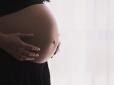 Справжнє диво: Лікарі врятували дитину зарізаної вагітної жінки (відео)
