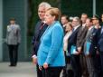 Їй стає гірше: У Меркель втретє за місяць стався напад на публіці (відео)